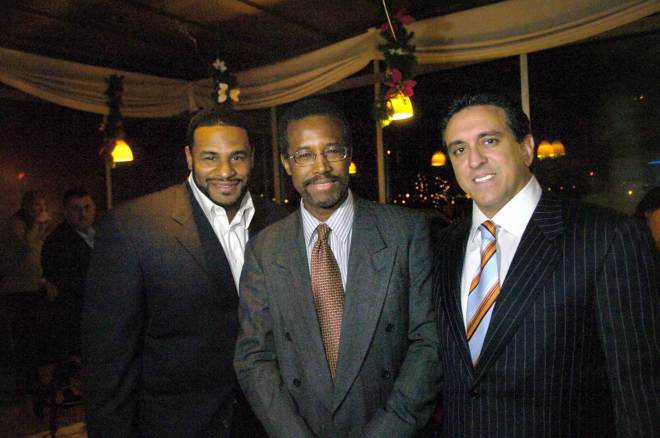 carson-151112-carson-costa-bettis-jhc-1425_568f07d5596aed5e69341a51b9b9a1e0_nbcnews-ux-2880-1000.jpg?w=660